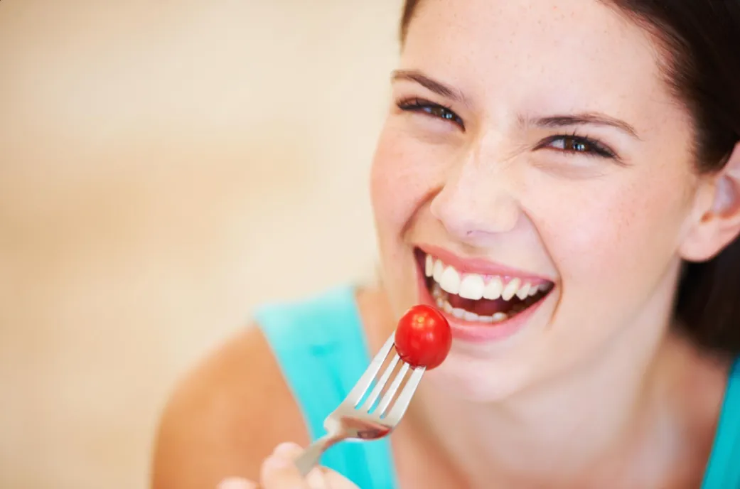 eating drinking with implants
